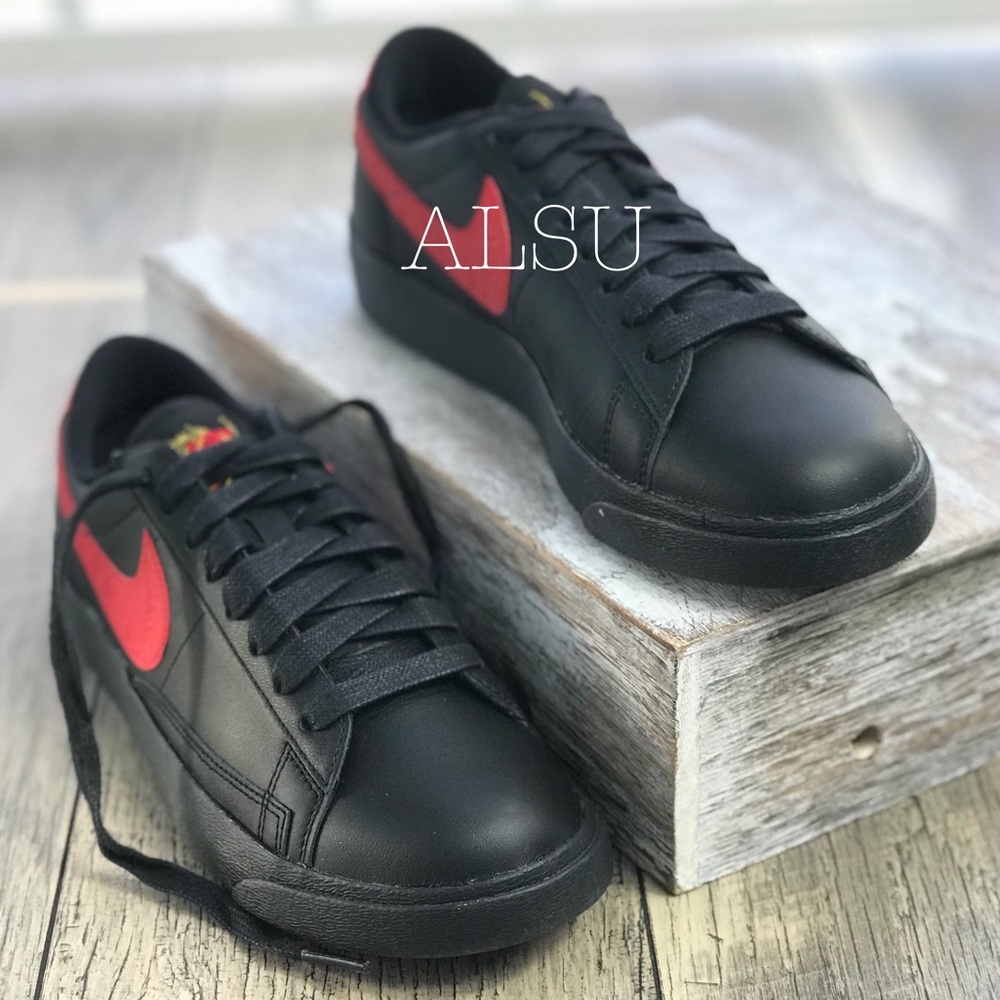 NWT Nike Blazer LowF Black University Red W AUTHEN - Picture 2 of 7